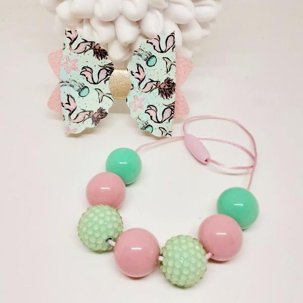 Under the sea bead and bow set